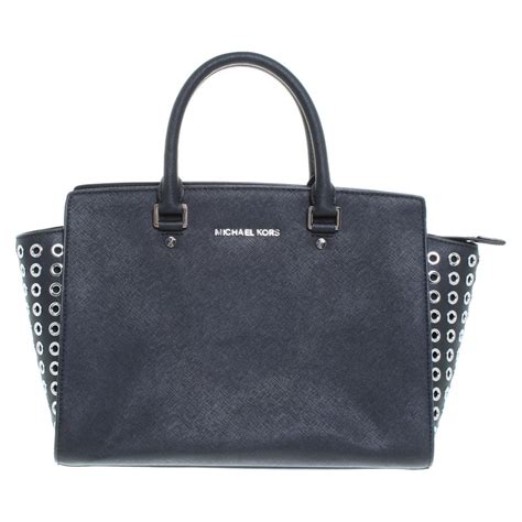 michael kors tasche nieten schwarz|MICHAEL Michael Kors Handtasche mit Nietenbesatz (black) .